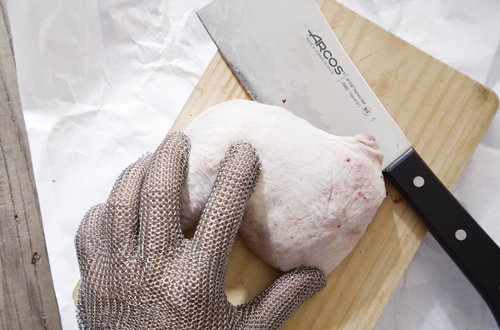 guide complet des hachoirs et couperets pour bouchers loutil essentiel pour des coupes de maitre 1 - Guide Complet des Hachoirs et Couperets pour Bouchers : L'Outil Essentiel pour des Coupes de Maître
